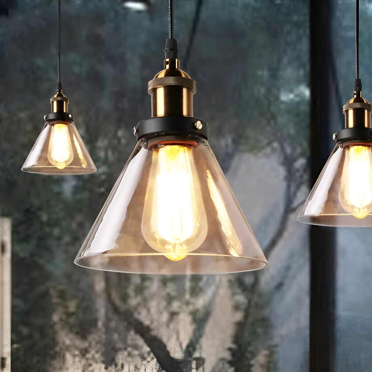 Antikk Glass Taklampe – Dekorativ Og Stemningsfull | Perfekt For Ditt Hjem