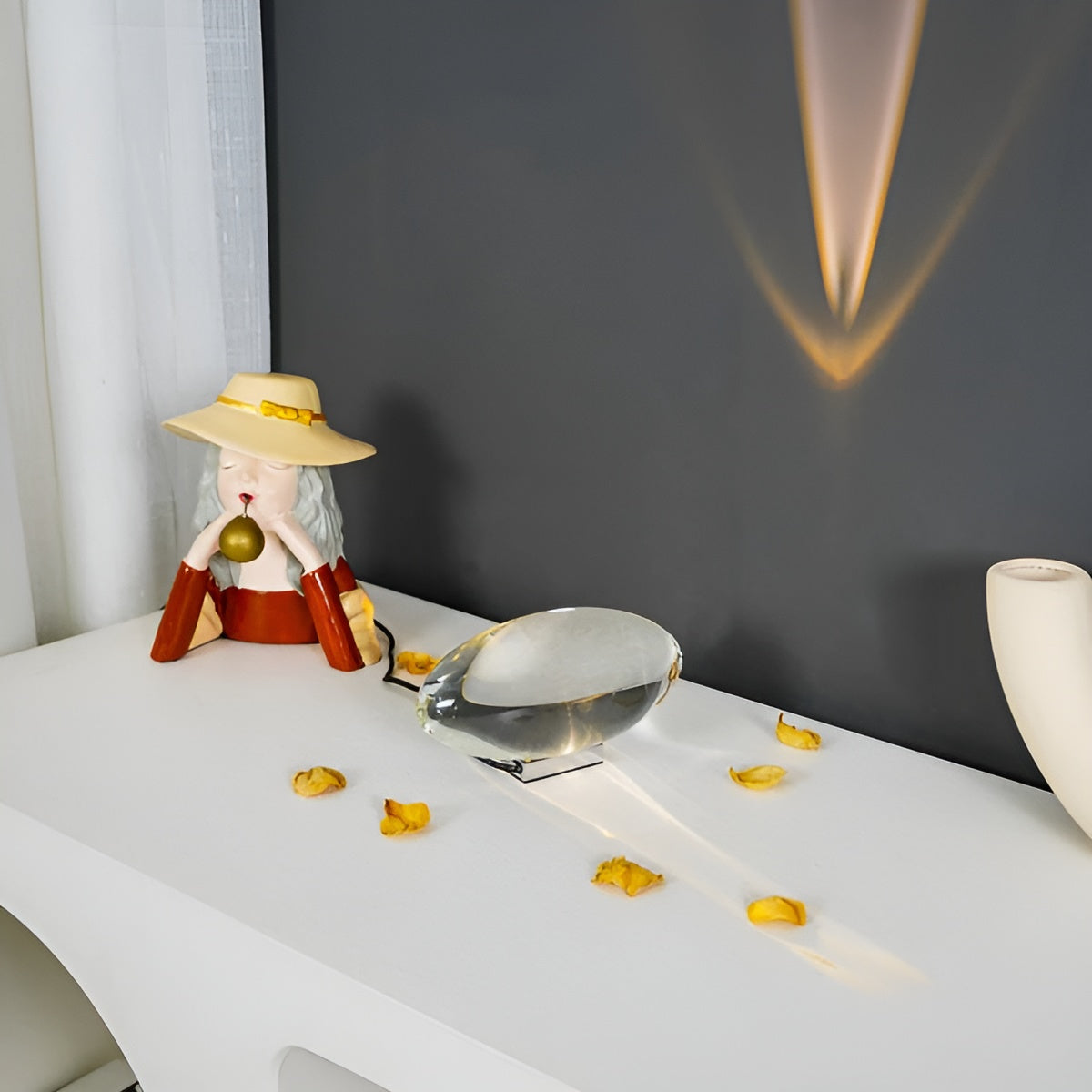 Avlang Bordlampe – Moderne og Dekorativ | Gir Varmt Stemningslys til Stue og Soverom