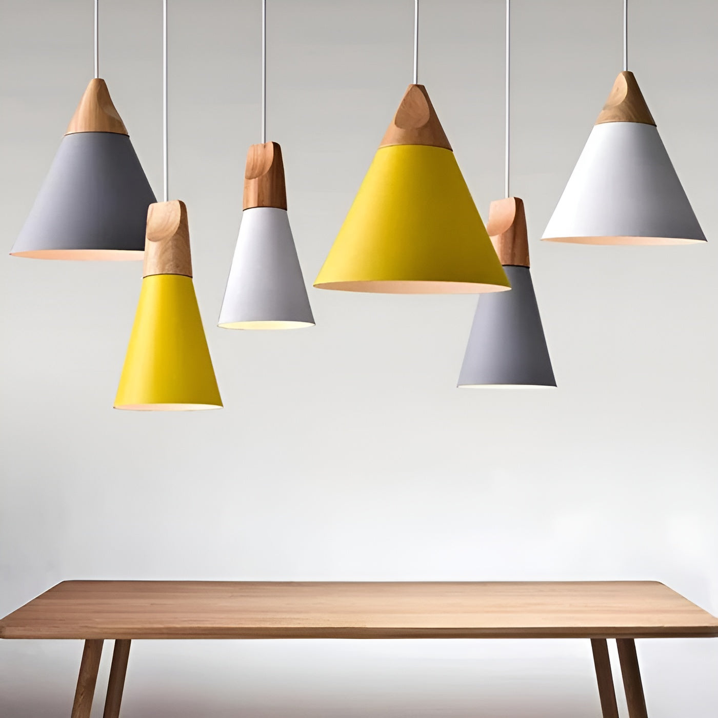 Trelampe i Ekte Tre – Naturlig og Varm Belysning | Perfekt for Koselig Innredning - Lysarmaturer for tak