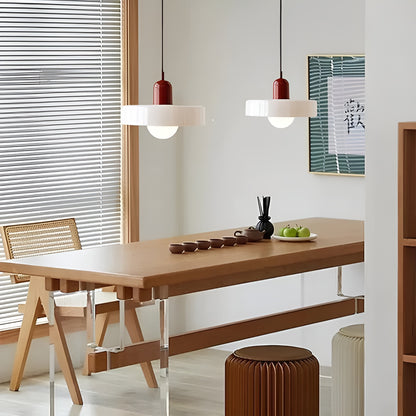 Bilde av Lysfjord Glasspendel – Moderne Eleganse i Tidløst Design fra Velisse