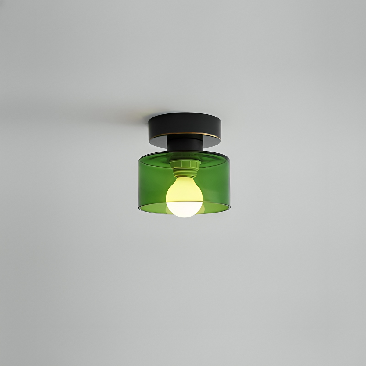 Bauhaus moderne takspot med elegant design og gullfinish – vinkel 9