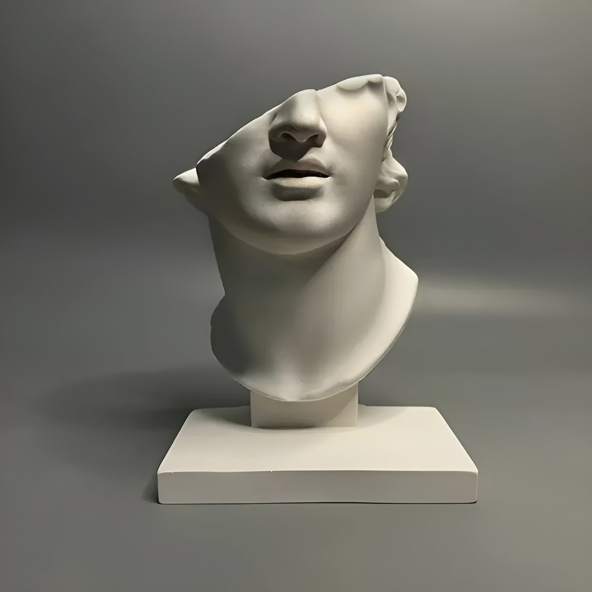 Romersk Vintage Skulptur – Elegant Dekorfigur i Klassisk Stil | Perfekt for Stue og Hjemmedekorasjon