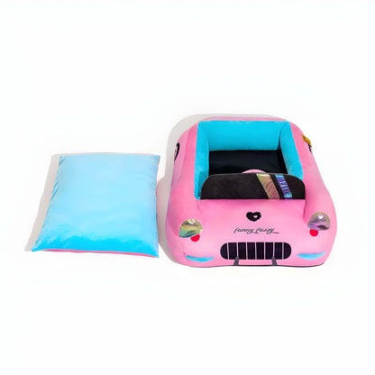 Syrla – Kjeledyrseng I Bilform