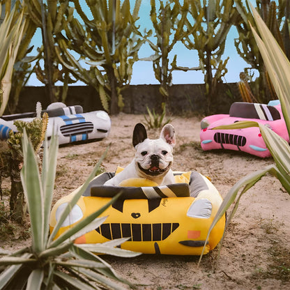 Syrla – Kjeledyrseng I Bilform