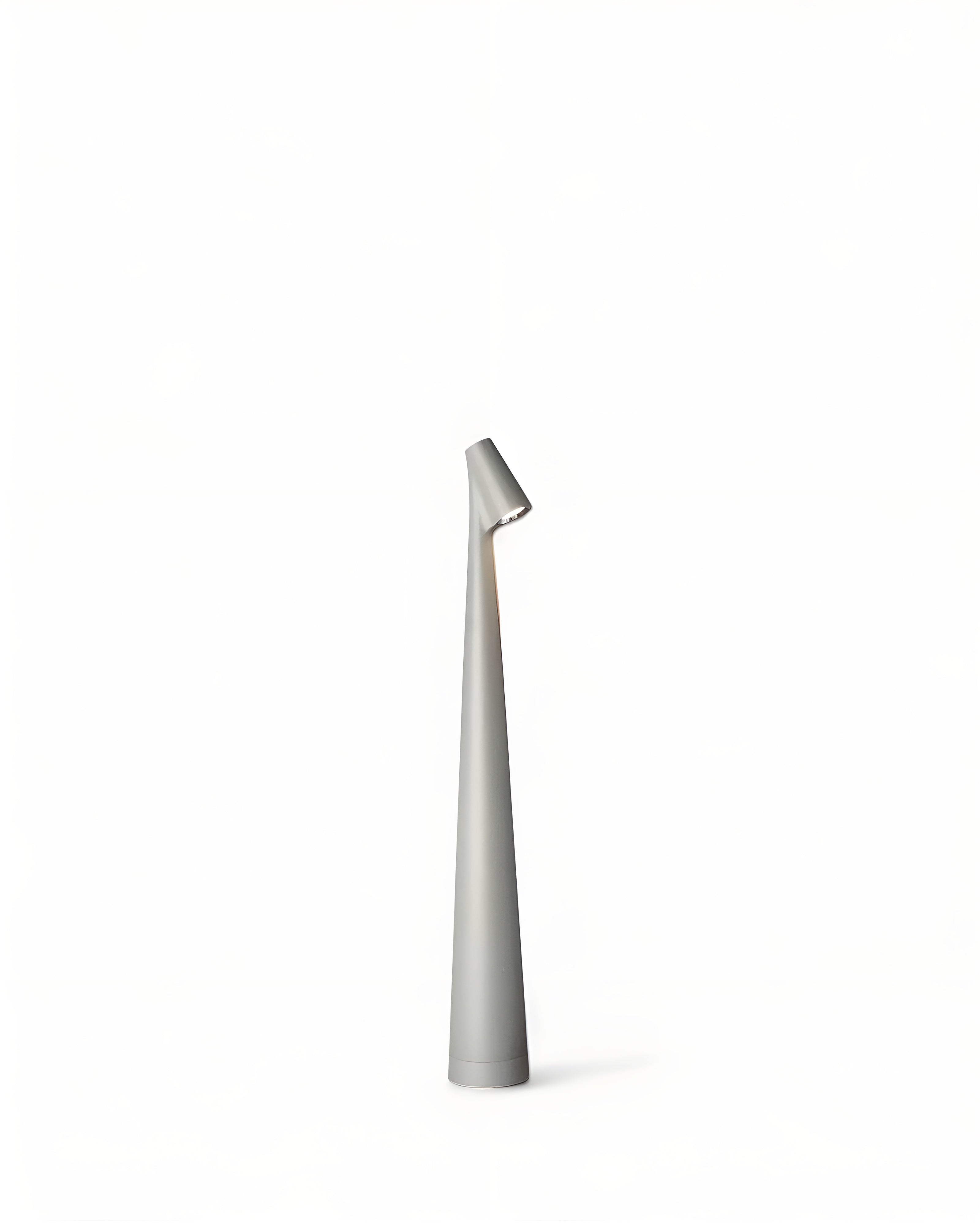 Bilde av Lucea Design Bordlampe – Italiensk Eleganse i Moderne Belysning fra Velisse