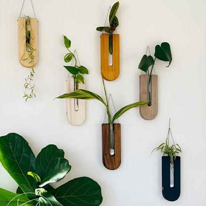 Trevaser Til Veggen I Rustikk Design – Kreativ Blomsterdekorasjon | Perfekt For Blomster Og Moderne Veggdesign