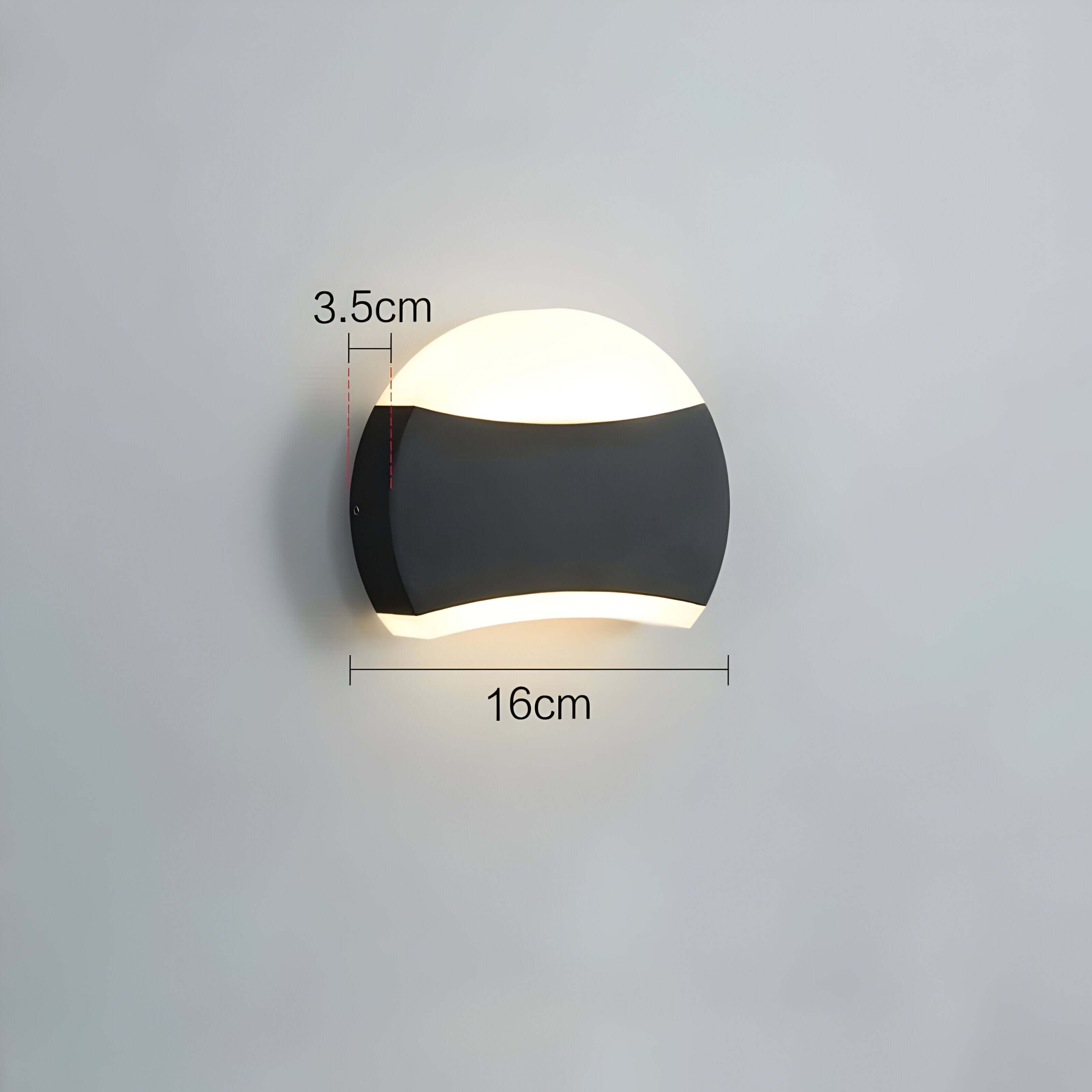 Vynna – Vanntett LED Vegglampe i Moderne Design