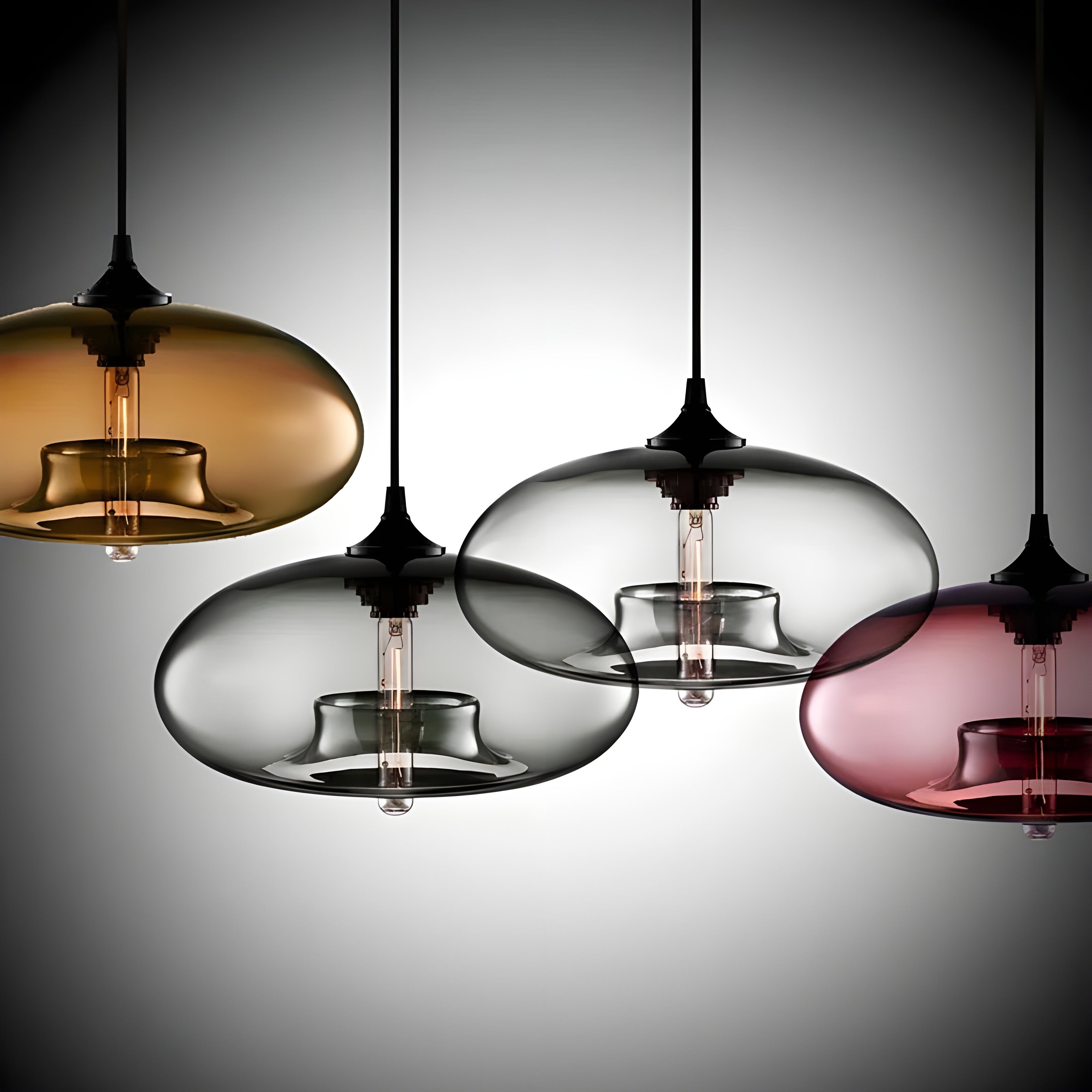 Glaspendelleuchte – Elegantes Design und Warmes Licht | Perfekt für Wohnzimmer und Essbereich