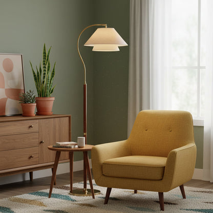 Detaljbilde av valnøttbunn på gulvlampe