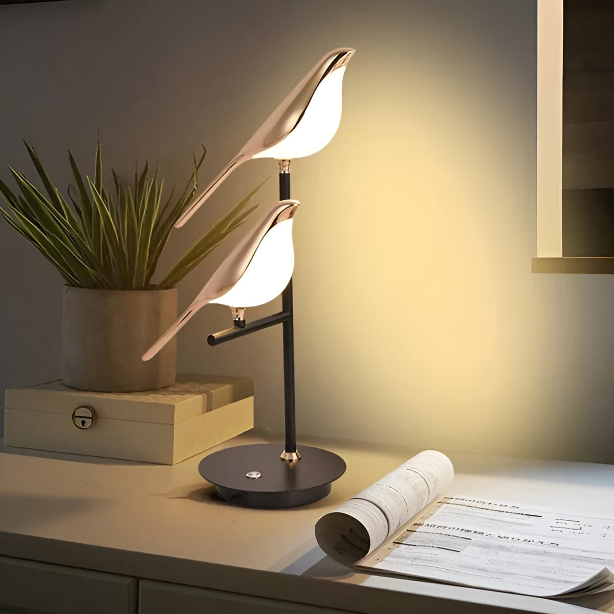 Fuglelampe – Dekorativ og Stilfull | Perfekt for Stue og Soverom