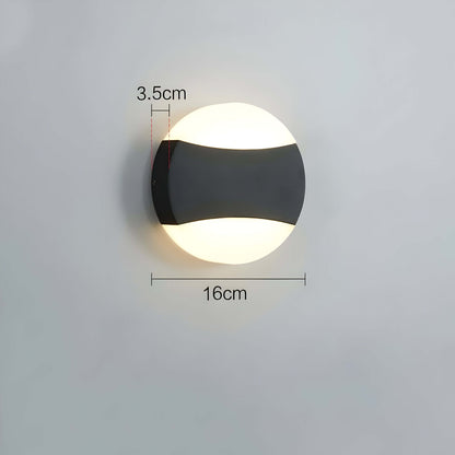 Vynna – Vanntett LED Vegglampe i Moderne Design