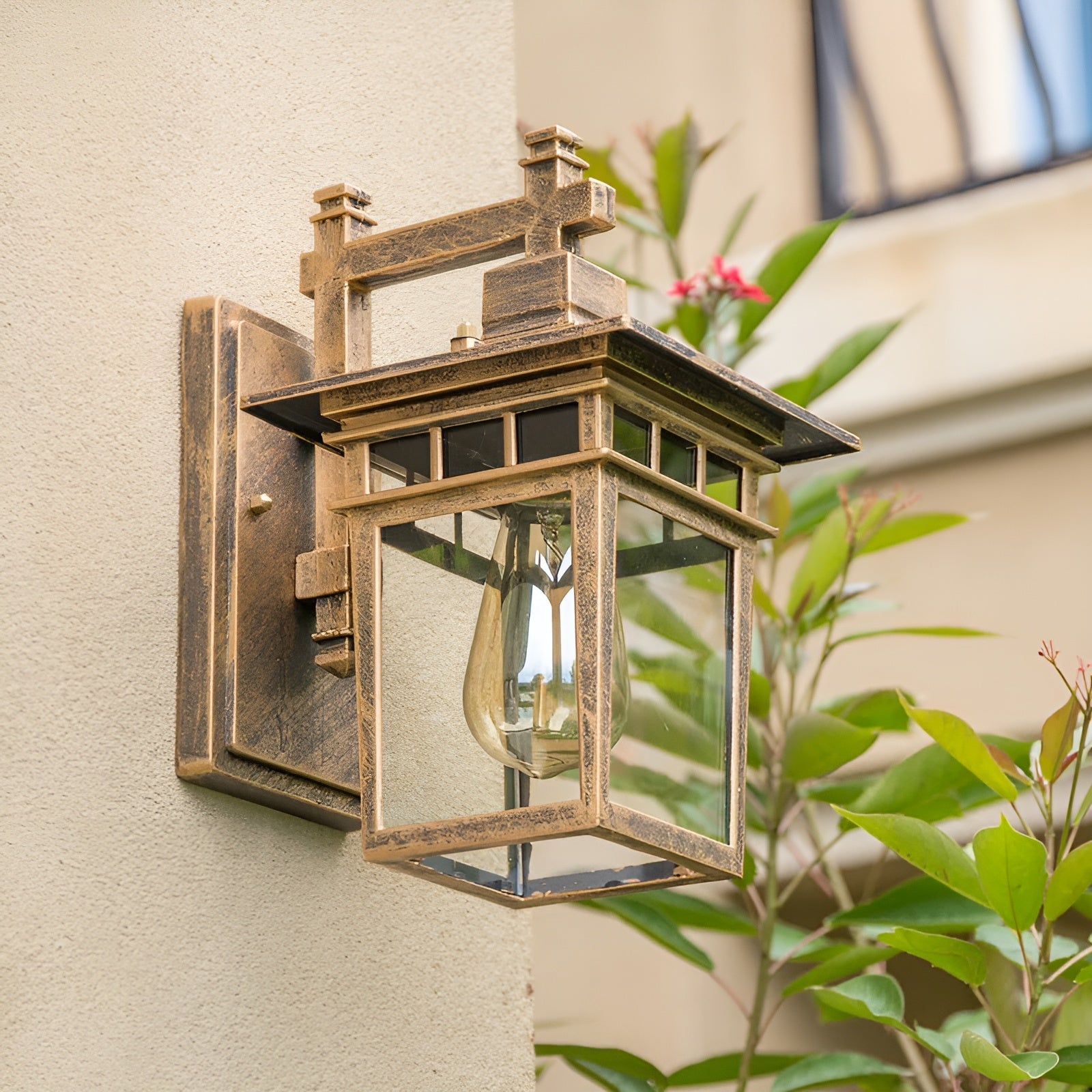 Elegant Utelampe – Værbestandig og Stilfull | Perfekt for Hage og Terrasse
