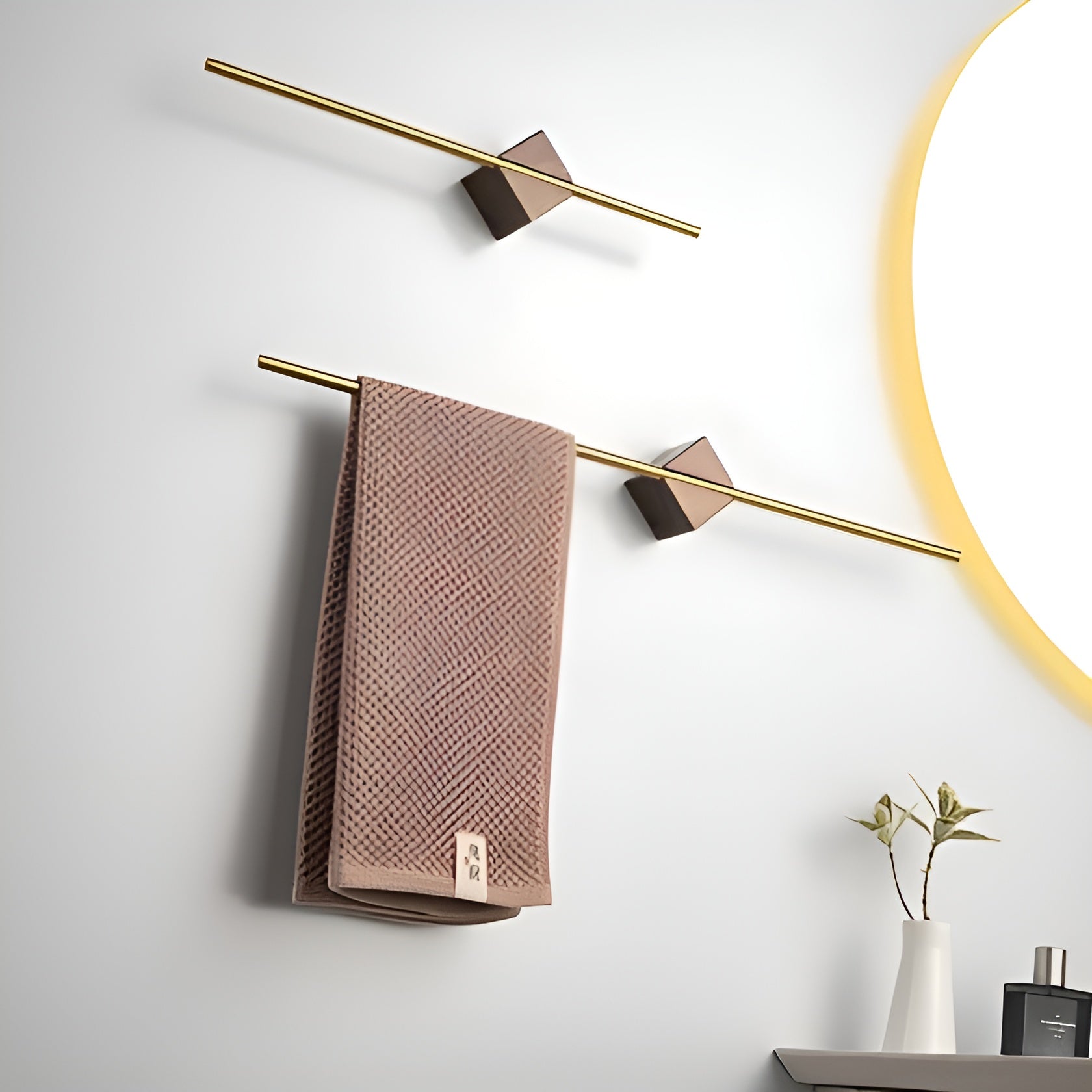 Håndkleholder i Metall – Robust og Stilren | Perfekt for Badet