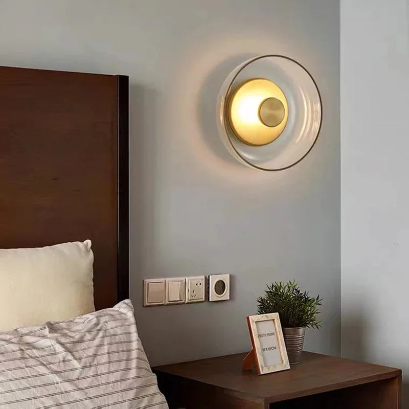 Moderne LED-vegglampe i glass – Svala i grå eller gull til soverom og stue, bilde 6