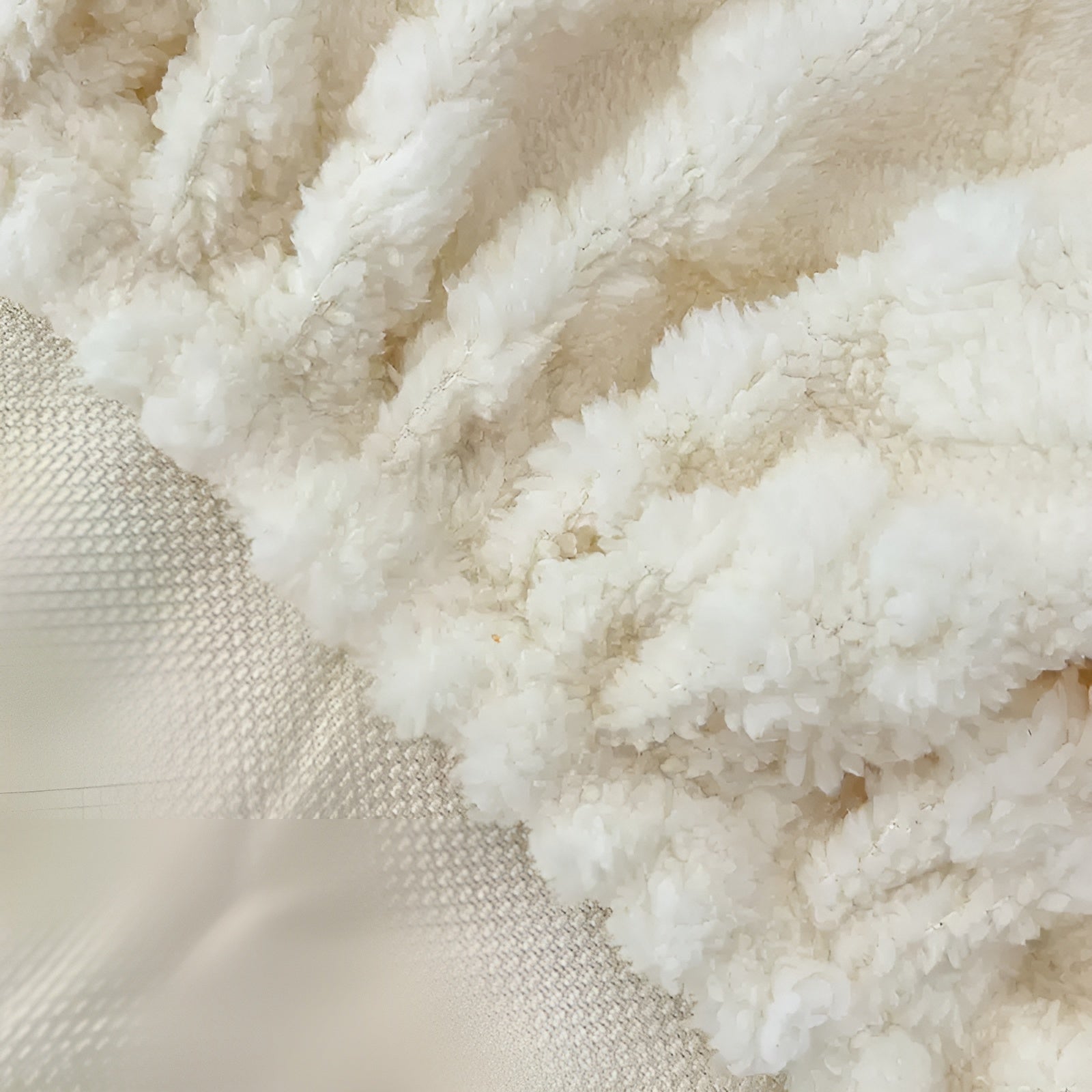 Fløyelssofaovertrekk Med Diamantmønster – Mykt Og Luksuriøst | Passer Perfekt Til Alle Sofaer