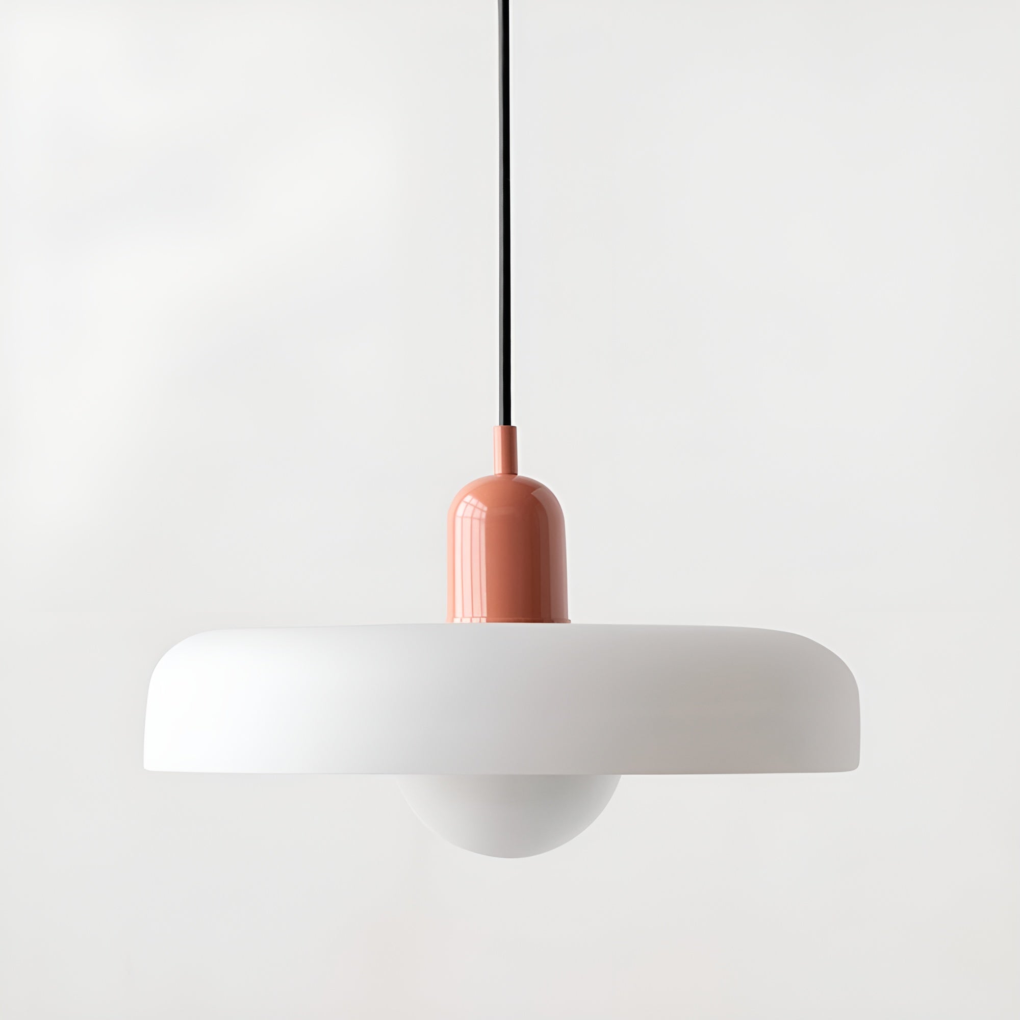 Bilde av Lysfjord Glasspendel – Moderne Eleganse i Tidløst Design fra Velisse