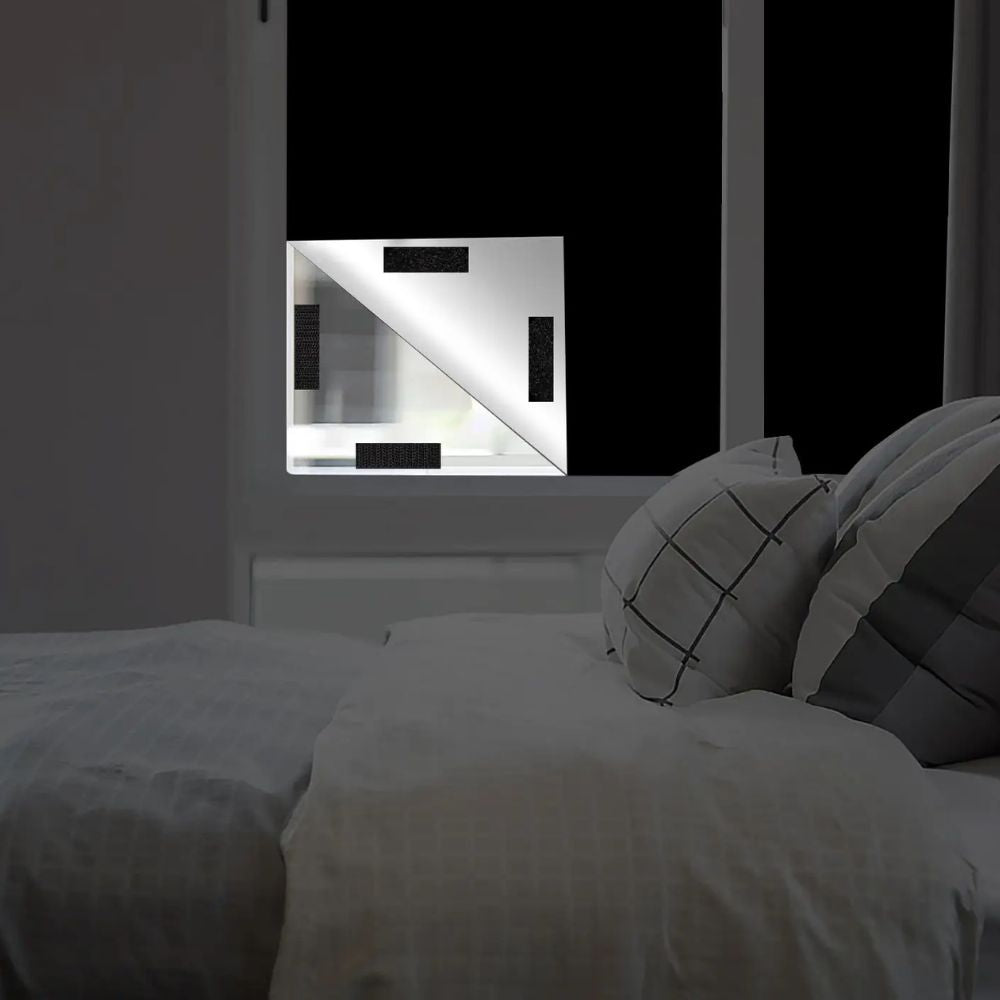 Mørkleggingsfolie montert på vindu i første etasje for økt privatliv