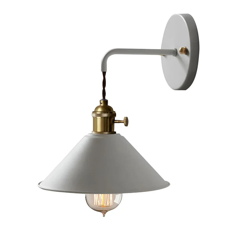 Vintage Metallvegglampe – Retro Design for Stuer og Ganger