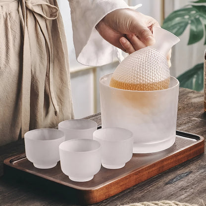 Japansk Glassett – Elegant Sake- og Whiskysett | Perfekt for Hjemmebar og Gaver