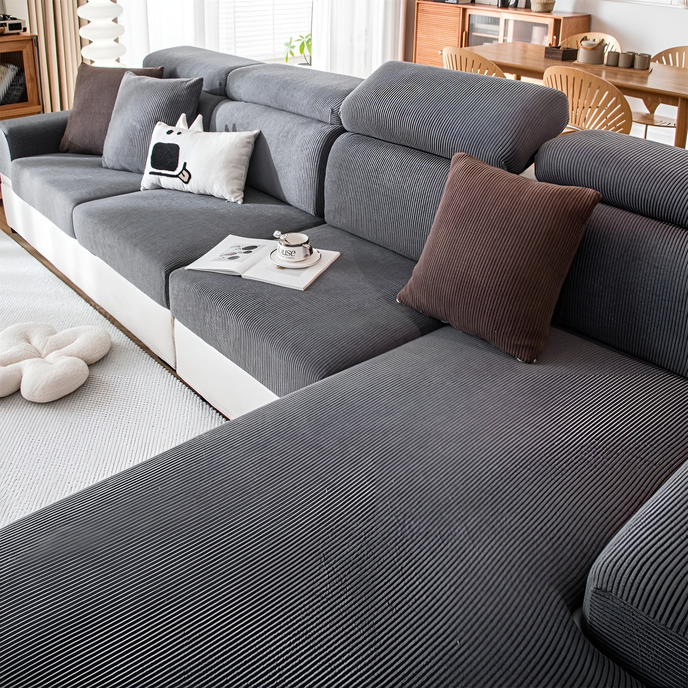 Sofatrekk i Kordfløyel – Mykt, Tøyelig og Slitesterkt | Vertikalt Stripemønster