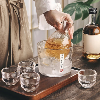 Japansk Glassett – Elegant Sake- og Whiskysett | Perfekt for Hjemmebar og Gaver