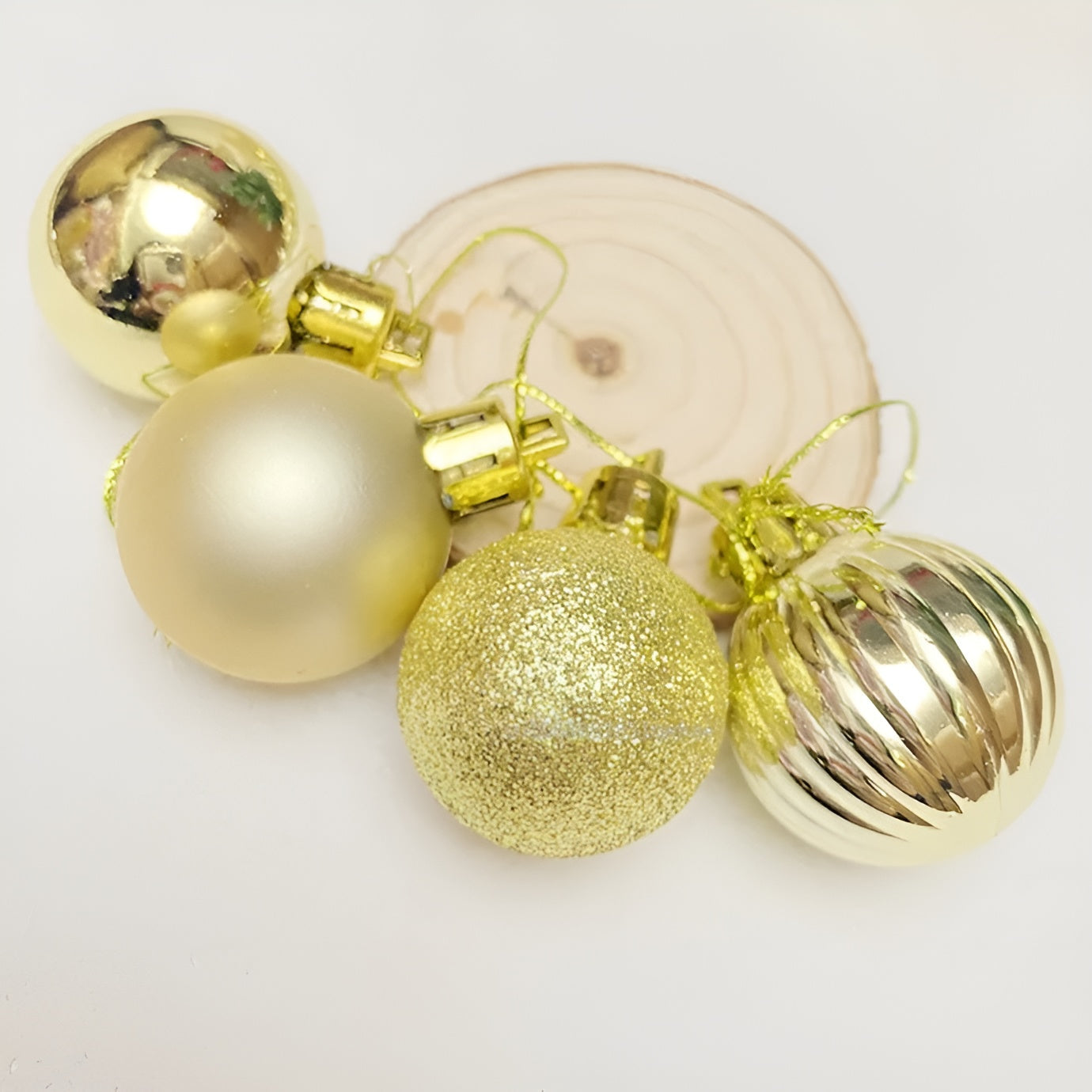 Julekuler – Elegante og Skinnende | Dekorative for Juletre og Hjem - Høytidspynt