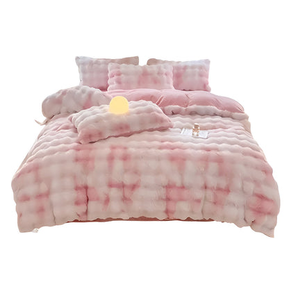 Plysdynetrekk – Varmt og Mykt for Høst og Vinter | Vendbart Design i Kaninpels og Melkesammet