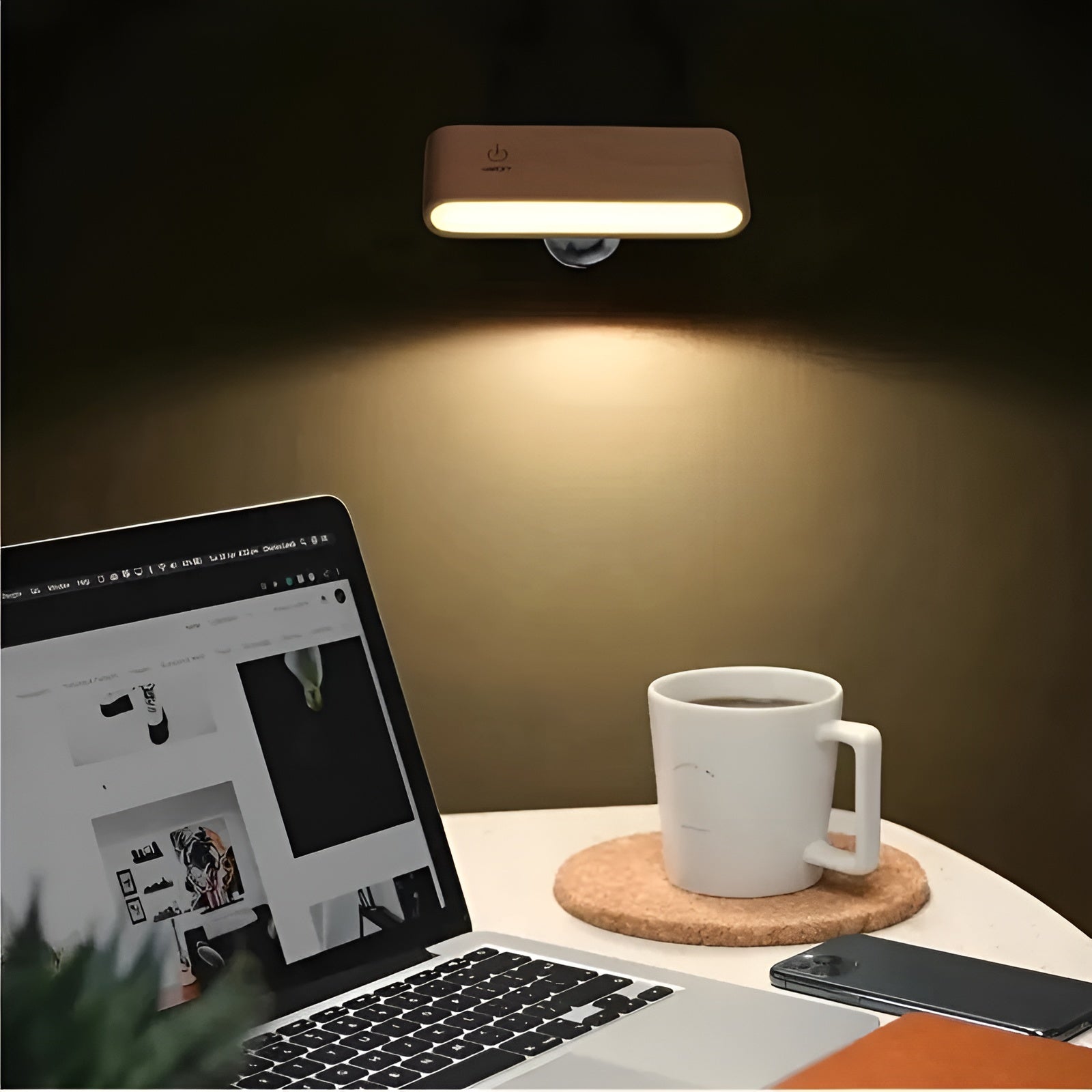 Vegglampe i Tre – Naturlig og Moderne | Gir Varmt og Koselig Lys