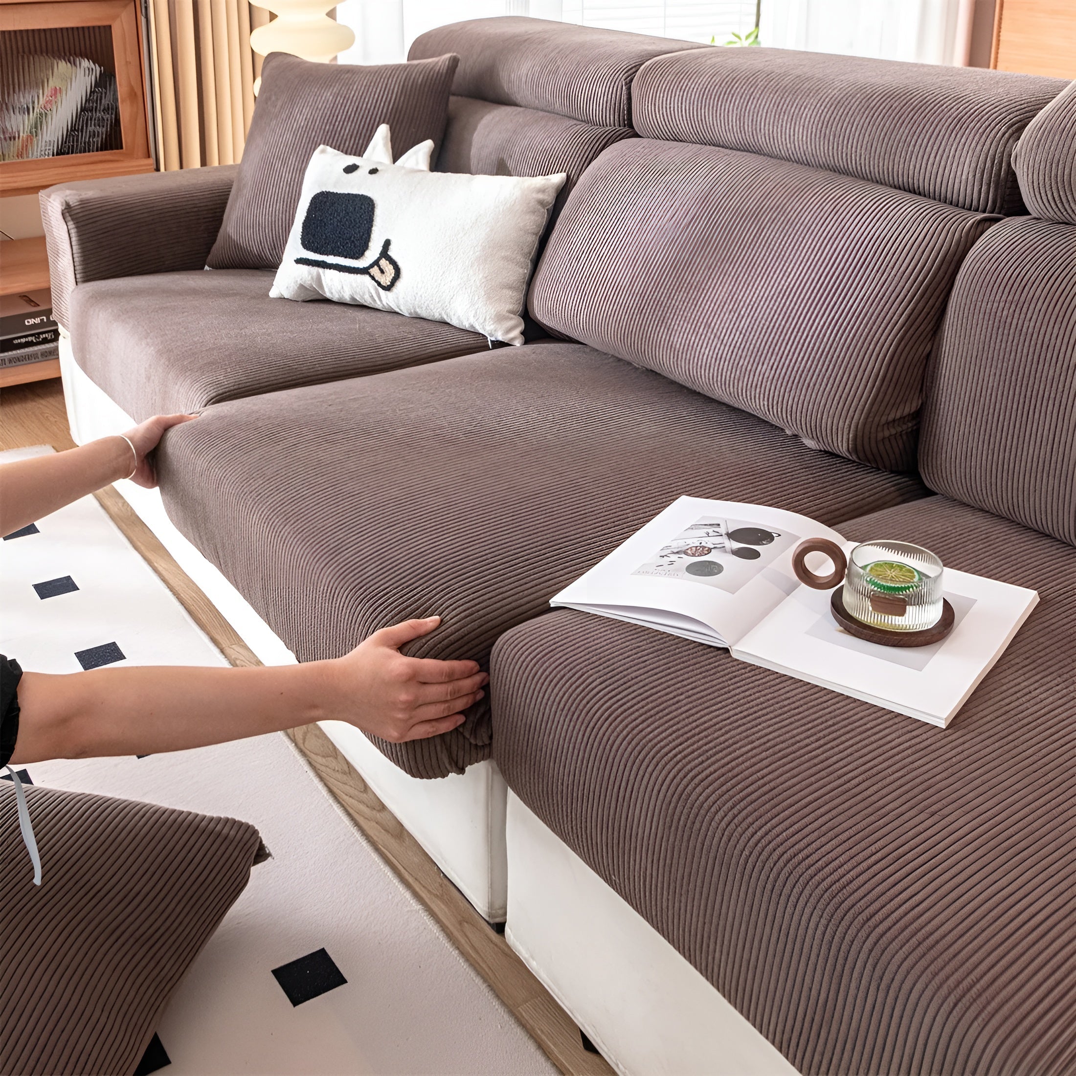 Sofatrekk i Kordfløyel – Mykt, Tøyelig og Slitesterkt | Vertikalt Stripemønster