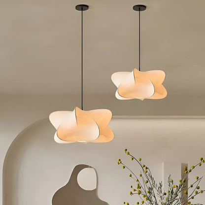 Silke Pendellampe – Elegant Wabi-Sabi Design | Mykt og Varmt Lys til Stue og Spiseområde