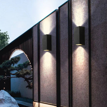 Seralyn utendørs vegglampe med minimalistisk design og IP65 vanntett klassifisering, bilde 2
