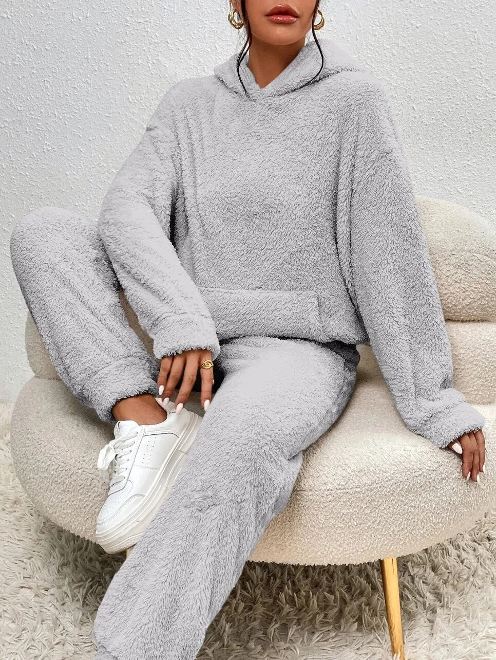 Svart teddy hjemmedress – stilfullt og varmt loungewear