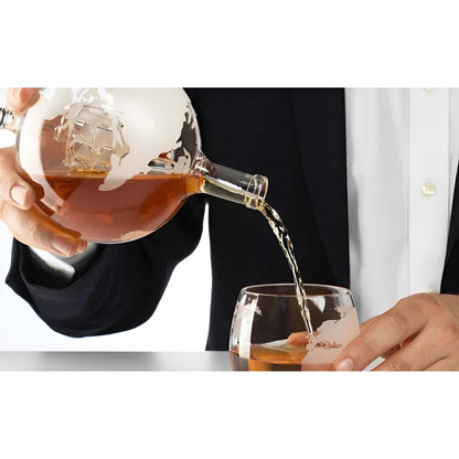 Kristall-Whiskykaraffe mit Gläsern – Weltkugel-Design | Dekorativ für Büro & Zuhause - 1 Sett - Sett med glass og kopper