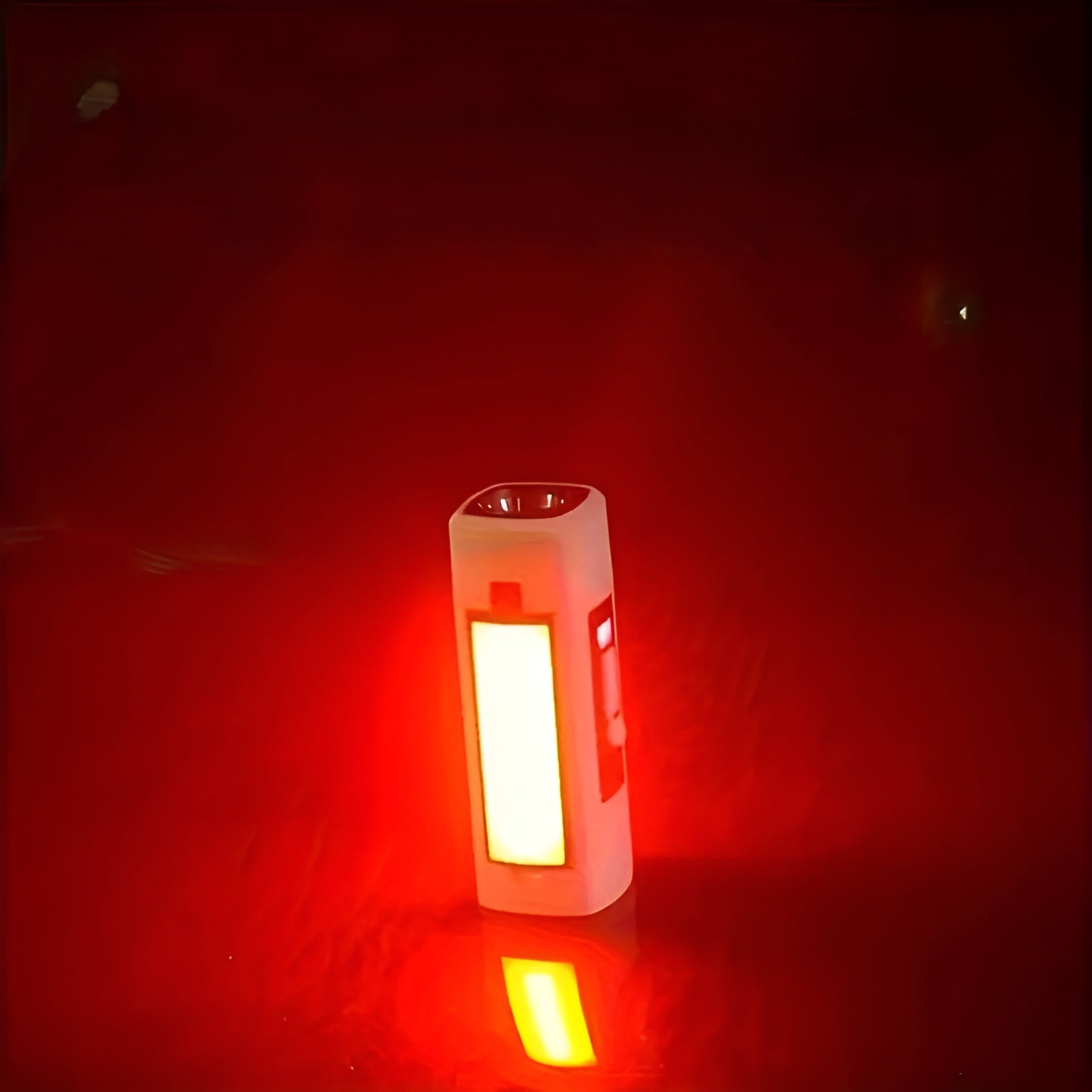 Campinglampe – Oppladbar via USB og 360° Roterbar | Perfekt for Utendørsbruk og Nødsituasjoner