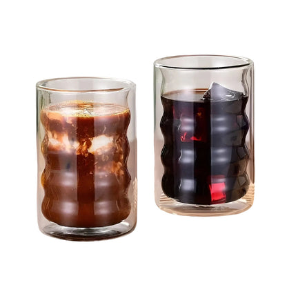 Dobbeltvegget Drikkeglass – Isolerende og Varmebestandig | Perfekt for Varme og Kalde Drikker