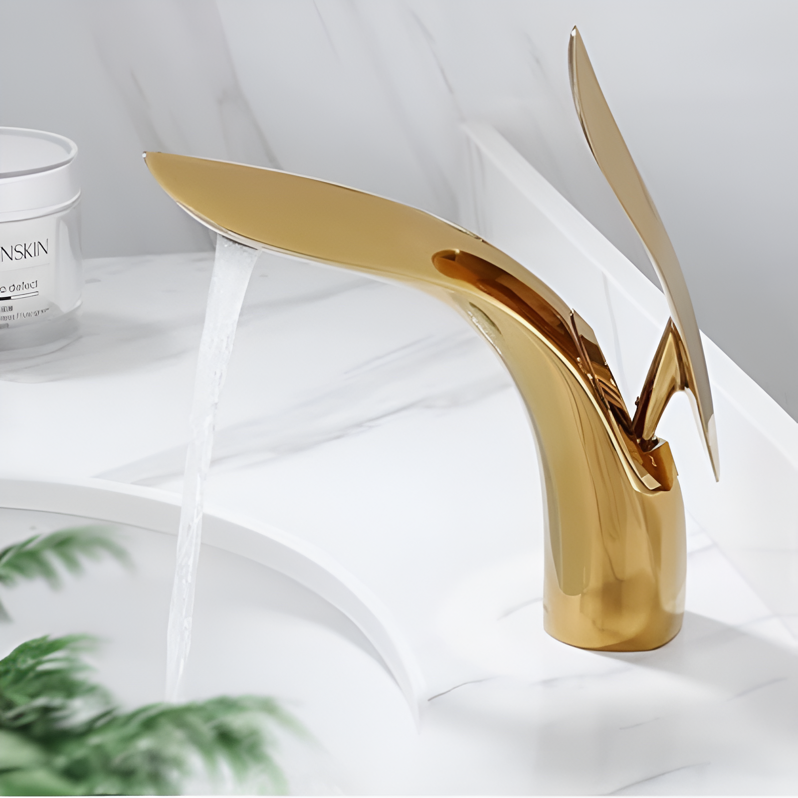 Baderomskran – Moderne Design med Vannfall | For Enkel Montering