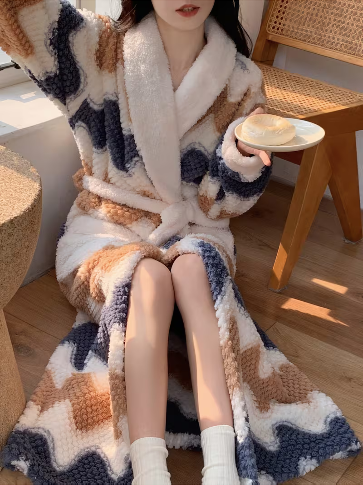 Dame Morgenkåpe i Plysj – Myk, Varm og Koselig | Perfekt for Vinteren