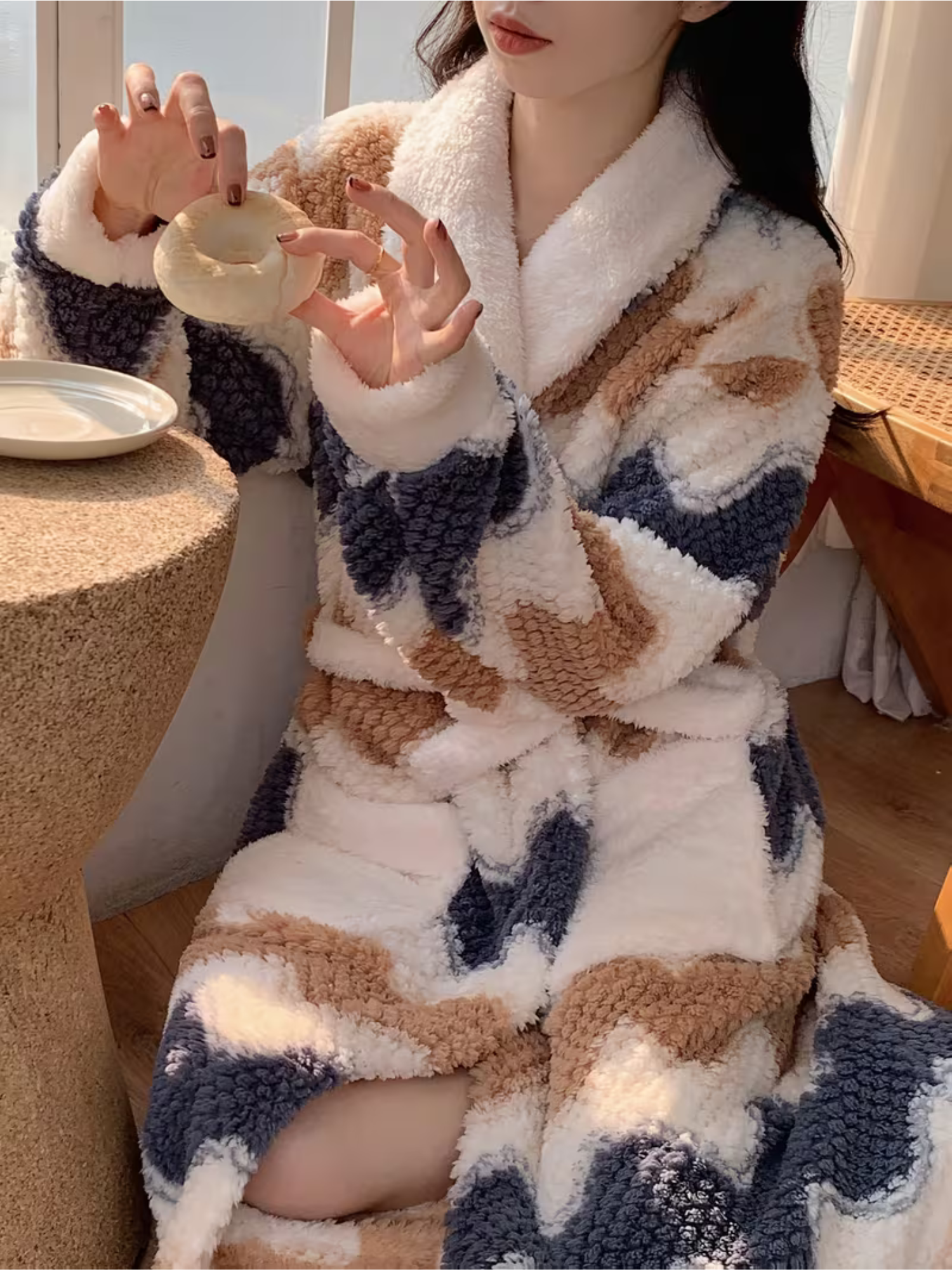 Dame Morgenkåpe i Plysj – Myk, Varm og Koselig | Perfekt for Vinteren