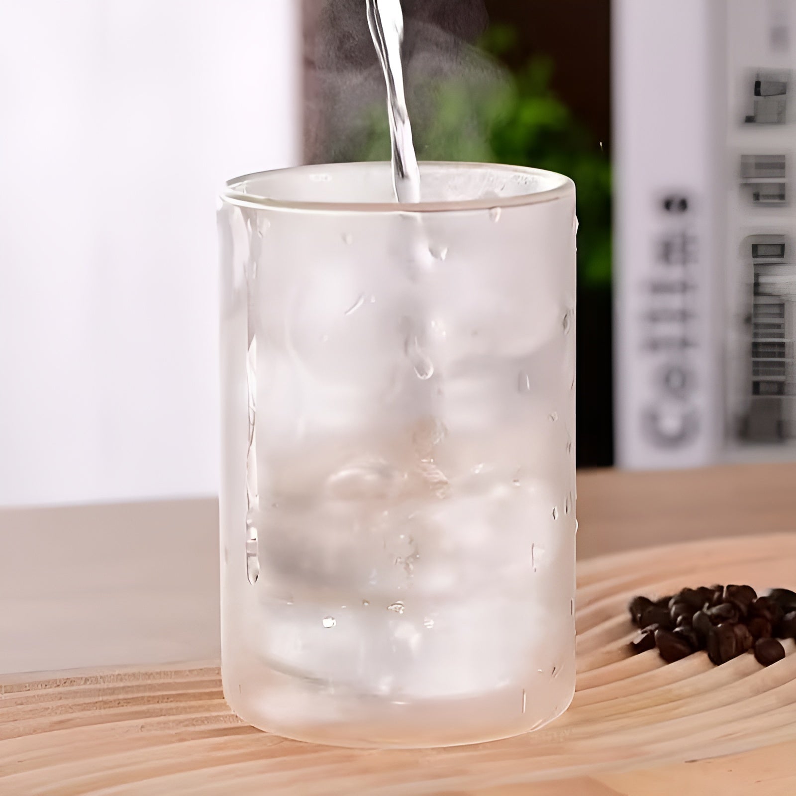 Dobbeltvegget Drikkeglass – Isolerende og Varmebestandig | Perfekt for Varme og Kalde Drikker