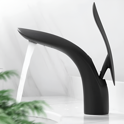 Baderomskran – Moderne Design med Vannfall | For Enkel Montering