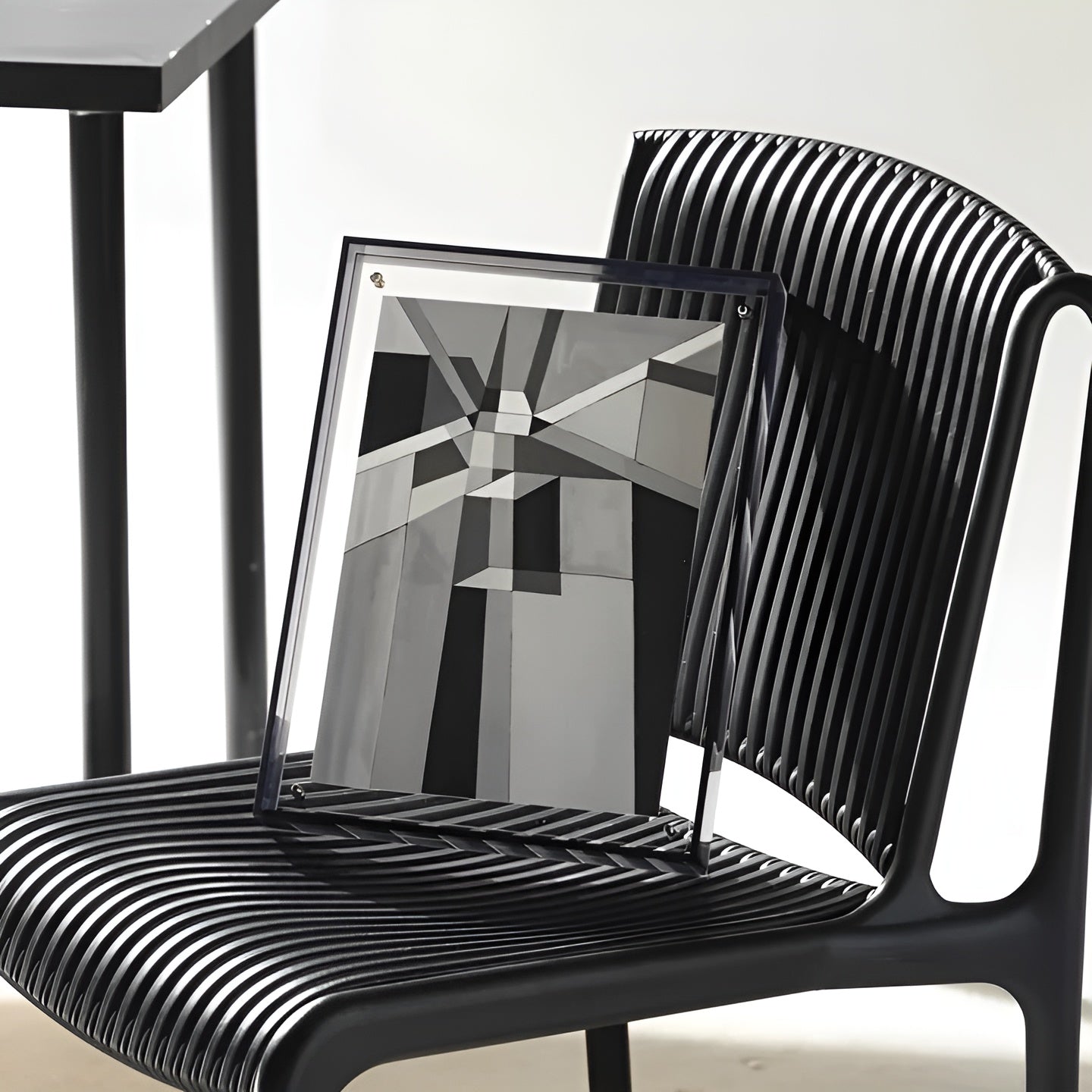 Neon Bilderamme i Akryl – Lysende og Stilfull | Retro Dekor i 80 Tallsdesign