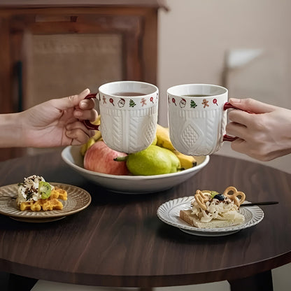 Krus i Keramikk (2 stk) – Søtt Julemotiv med Relieff | Perfekt Gavesett til Par og Varme Drikker