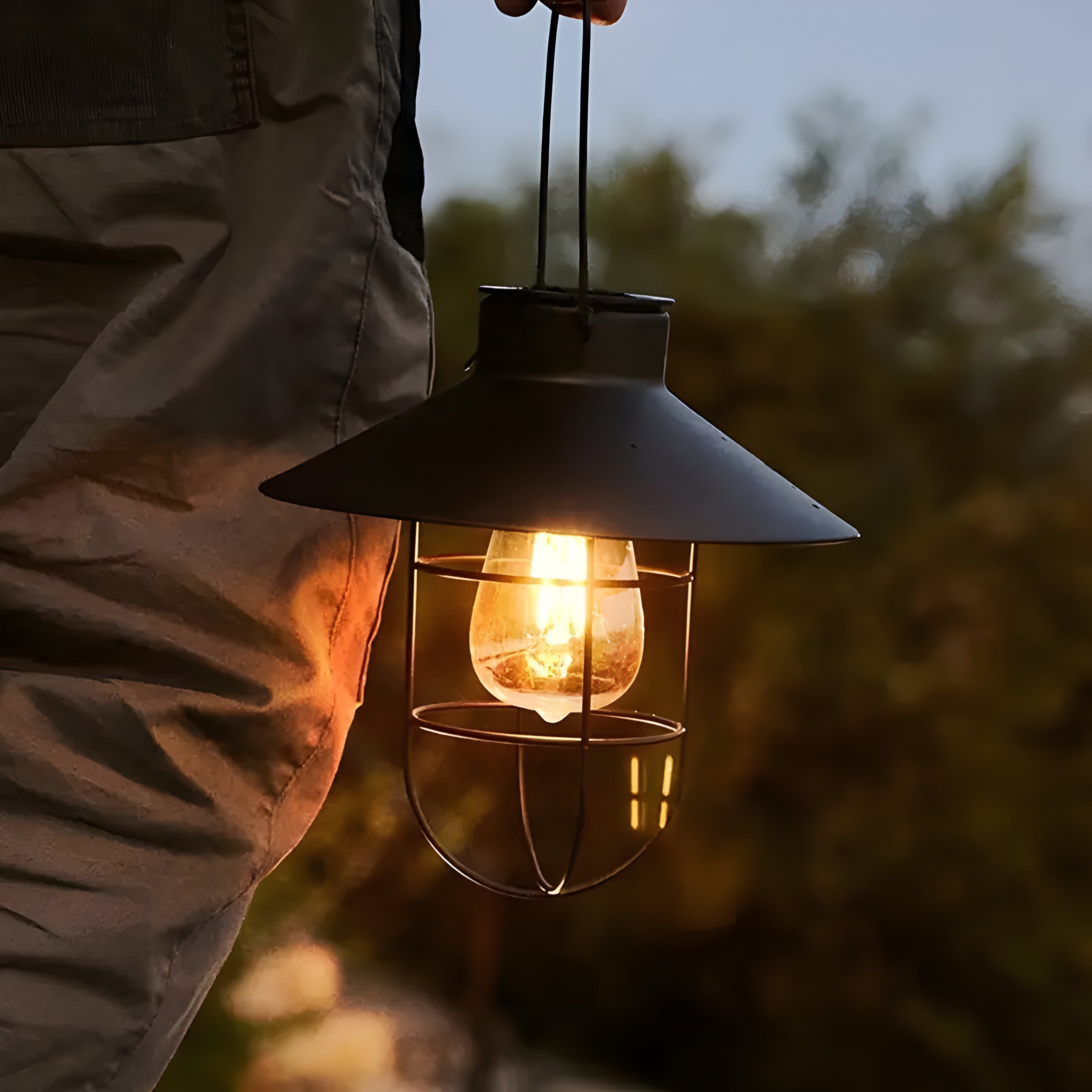 Solcelle LED Utendørslamper - Vanntett, Automatisk & Energisparende (2stk)