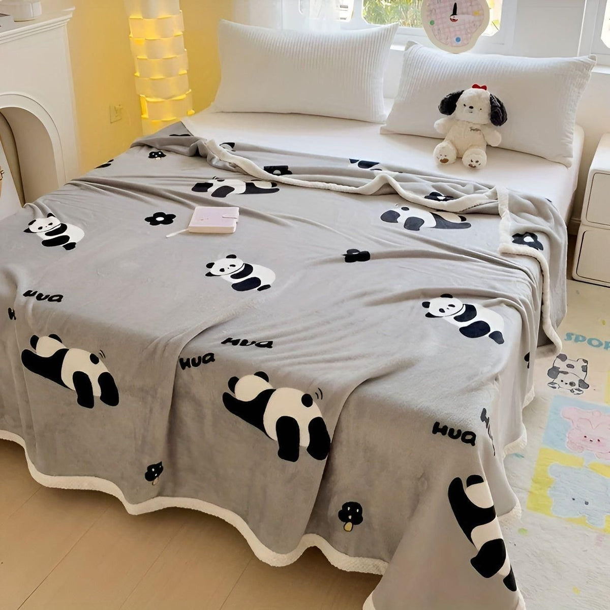 PandaSnug Pledd – Mykt og Varmt Flanell-fleecepledd med Pandamønster