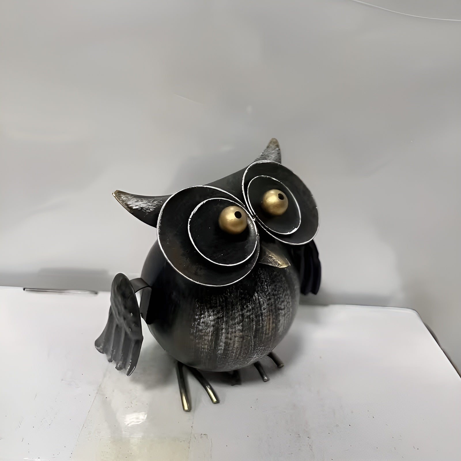 Uglefigur I Metall – Rustikk Og Dekorativ | Stilig Dekorasjon For Hus Og Hage