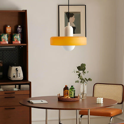 Bilde av Lysfjord Glasspendel – Moderne Eleganse i Tidløst Design fra Velisse