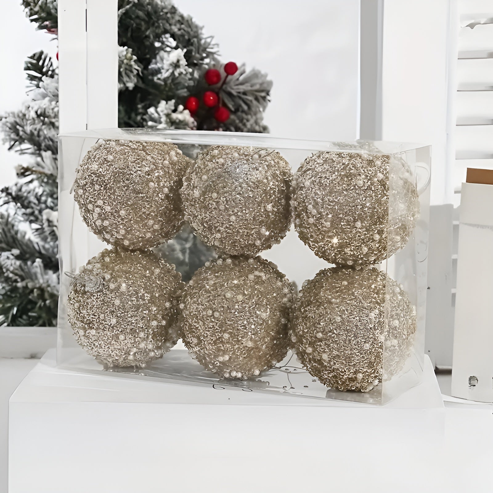 Julekuler i 6-pakning – Glansfull Champagnefarge | Perfekt som Juledekorasjon til Tre og Hjem