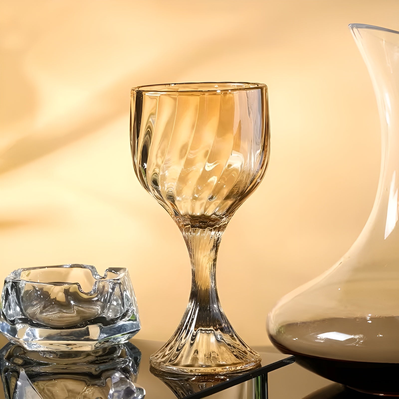 Retro drikkeglass med stett (6 stk) – Dekorative i rillet vintage-design | Elegante til borddekking og servering