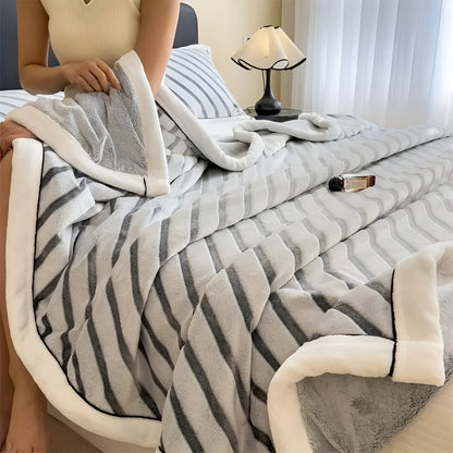 Mykt Koseteppe I Melkesammet – Varmt Og Behagelig | Perfekt For Høst Og Vinter