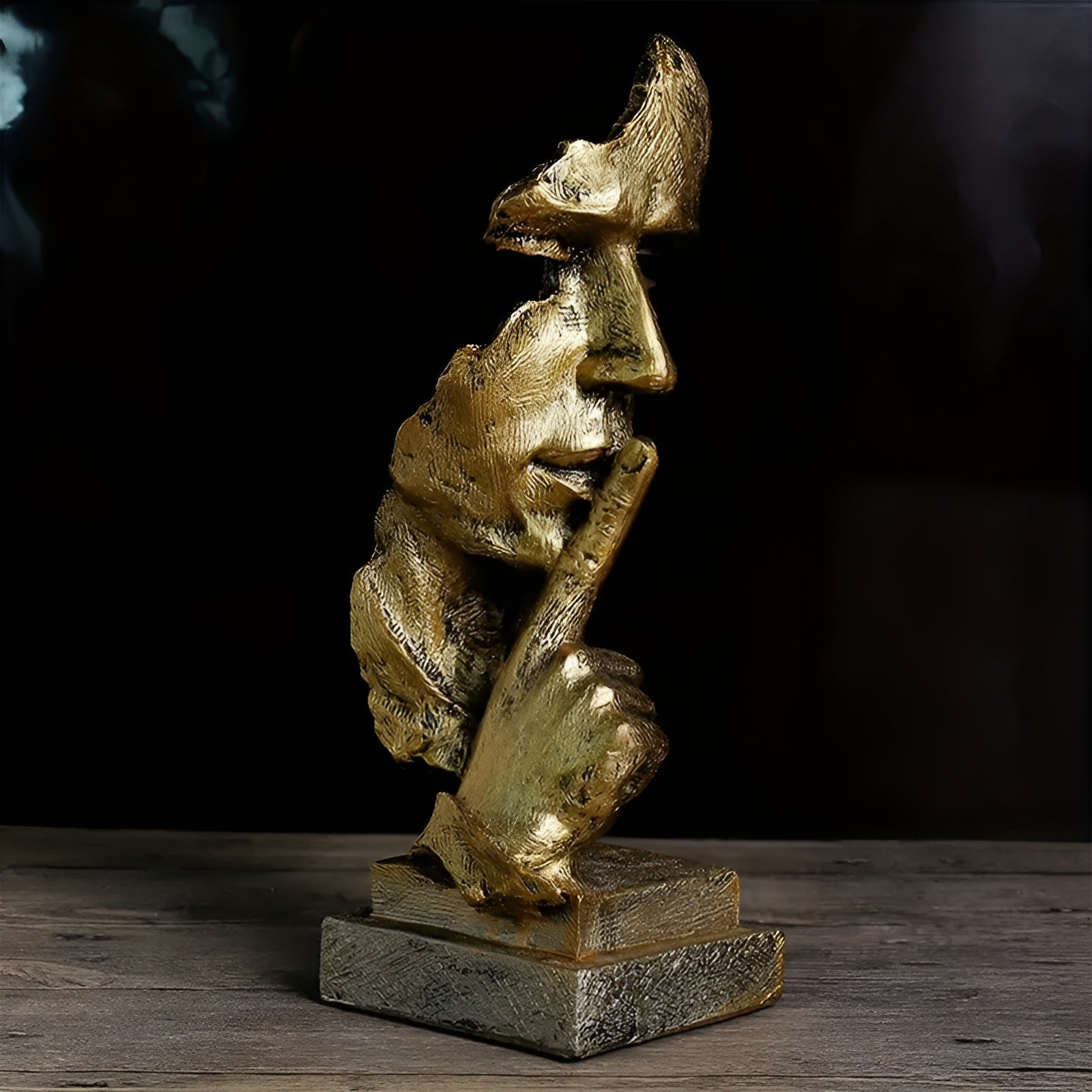 Abstrakt Tenkerskulptur – Moderne Dekorfigur i Harpiks | Perfekt for Stue og Kontor